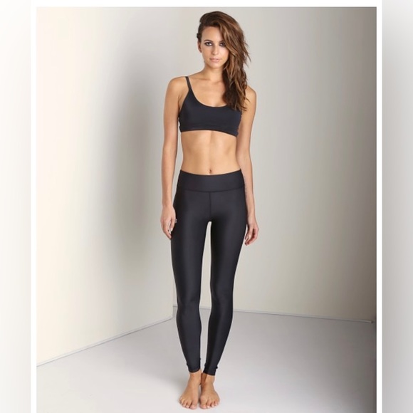 Under Armour Pants - Under Armour Compression Pant Black Size M